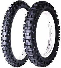 Zadní pneu 90/100-14"