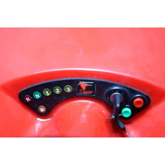 Zahradní traktor s přívěsem 110ccm